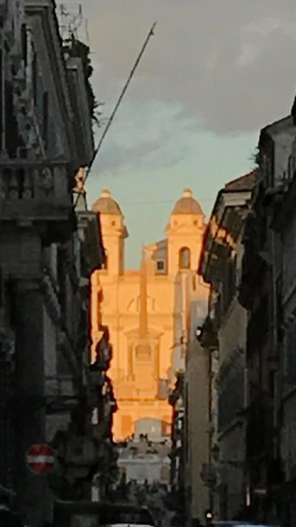 94 Piazza Di Spagna Gasthof 2*
